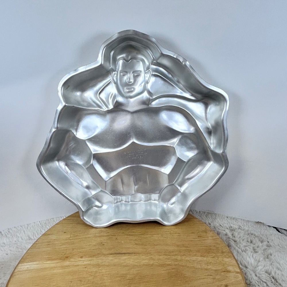 Wilton Superman Cake‎ Pan 1977 DC Comics Vintage Mold Baking